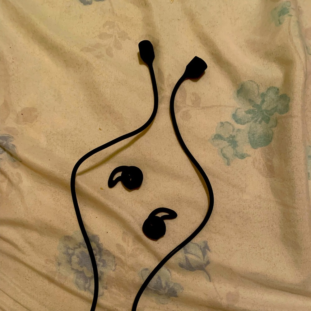 Air buds and air pods holder